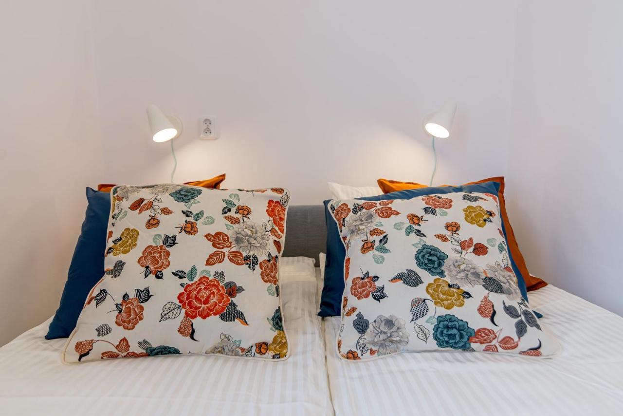 Gdynia Sleeps Apartment Екстер'єр фото